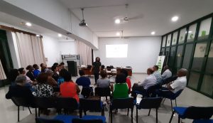 Maestro- do- Coral- CESMAC- ministra- curso- de- técnica- vocal- e- regência- coral- em- Cabo -Verde- na -África- (2)