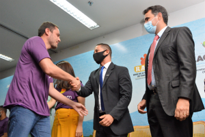 Sesau- lança- app- Fica- Bem- fruto- de- projeto- do- Mestrado- Profissional- Pesquisa- em- Saúde- do -Cesmac-(8)