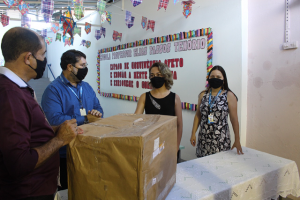 CBIOSS- Cesmac- entrega- doações- recebidas- de- premiação- no- concurso- Coleta- de- Brinquedos- Recicláveis- ao- Projeto- Crescer- (21)