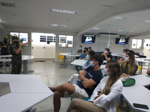 Curso- de- Medicina- do- Cesmac- recebe- palestra- das -Forças- Armadas-(17)
