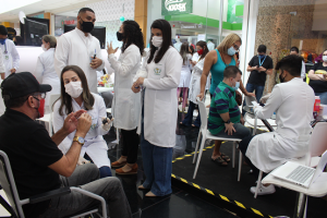 Cesmac- destaca- Farmácia- e- Robótica- na- programação -da- Feira- de- Profissões- do- Shopping -Pátio- (01)10