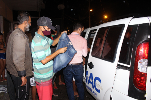 Campanha- Doe- Calor,- Doe- Amor- realiza -entrega- dos -agasalhos- para- pessoas- em -situação- de- rua- na- capital -alagoana -(4)