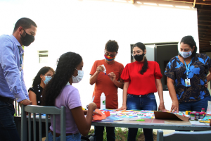 Projeto- Integrador- Extensionista- do- Cesmac- pintando- o -sete- com- amor- e- alegria- na- Comunidade -Nosso- Lar-