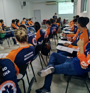 Acadêmicos- de- Medicina- Cesmac -participam- de -acolhimento- para- estágio- no- SAMU- (38)....