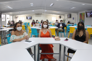 Formatura- dos- médicos- no- Programas- de- Medicina- do- Trabalho- e -Medicina- de- Família- e- Comunidade -do- Cesmac-(86)