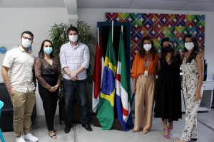 Formatura- dos- médicos- no- Programas- de- Medicina- do- Trabalho- e -Medicina- de- Família- e- Comunidade -do- Cesmac-(86)