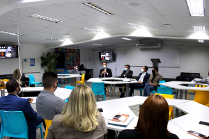 Mestrado- Acadêmico- em- Direito- homenageia- vice-reitor- na- aula- inaugural- da- turma- II-(32)