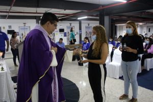 Celebração- de- Missa- marca- início- das -atividades- dos- 25- anos- do- curso -de -Engenharia -Civil- do- Cesmac- (26)