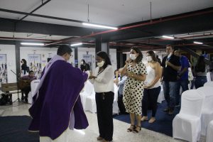 Celebração- de- Missa- marca- início- das -atividades- dos- 25- anos- do- curso -de -Engenharia -Civil- do- Cesmac- (26)