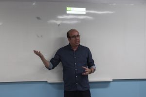 CAPA_Egressos -participam- de- Bate-Papo- nas -comemorações- dos- 25- anos- do -curso -de- Engenharia- Civil-(7)