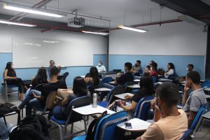 CAPA_Egressos -participam- de- Bate-Papo- nas -comemorações- dos- 25- anos- do -curso -de- Engenharia- Civil-(7)