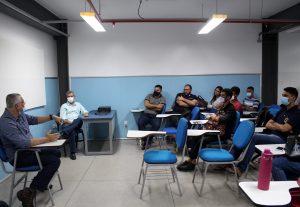 CAPA_Egressos -participam- de- Bate-Papo- nas -comemorações- dos- 25- anos- do -curso -de- Engenharia- Civil-(7)