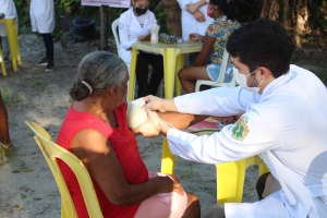 MEDNAFRI-Cesmac-realiza-atividade-com-destaque-para-humanizacao-e-impacto-positivo-na-Comunidade-Quilombola-Santa-Luzia-do-Norte-14-CAPA