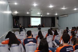 Mais--uma--turma--de--acadêmicos--de--Medicina--Cesmac--ingressa--em--estágio--no--SAMU--(3)