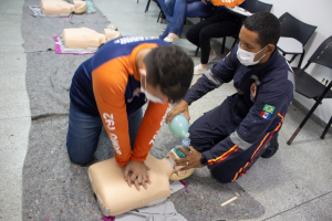 Mais--uma--turma--de--acadêmicos--de--Medicina--Cesmac--ingressa--em--estágio--no--SAMU--(3)
