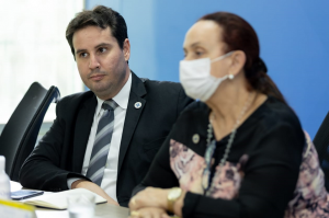 Proposta- de -Cirurgião- egresso- MPPS- e- docente- Medicina- Cesmac- é -aprovada- para- implementar- cirurgia- robótica- no- SUS- (15)