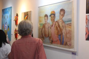 CAPA_Vernissage- da- Exposição- RetroExpectativas- recebe -artistas, convidados -e- acadêmicos- na- Galeria- Cesmac- de- Arte- Fernando- Lopes-(64)