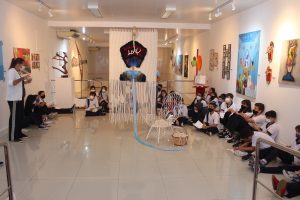 ABERTURA_Escolas- visitam- Exposição -RetroExpectativas- na- Galeria -Cesmac -de- Arte- Fernando- Lopes- (01)