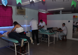 Fisioterapia -Cesmac- entra- no- clima- de- São- João- com- quadrilha -dos- exercícios- e- alongamentos- (01_ (29)