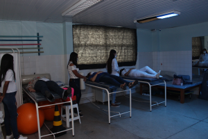 Fisioterapia -Cesmac- entra- no- clima- de- São- João- com- quadrilha -dos- exercícios- e- alongamentos- (01_ (29)