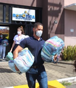 CAPA_Campanha- Cesmac- Solidário- segue- com- recebimento- e- entrega- de- donativos- para- os- atingidos- pelas- chuvas- em- Alagoas- (3)