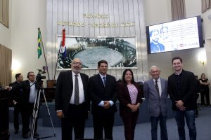 Cesmac- recebe- homenagem- da- ALE- com- Comenda- de- Mérito- Legislativo- Tavares- Bastos- (2)