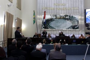 Cesmac- recebe- homenagem- da- ALE- com- Comenda- de- Mérito- Legislativo- Tavares- Bastos- (2)