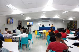 Curso- de- Formação- em -Árbitro- de- Futebol- é- realizado- no -Cesmac-(01)