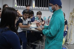 CAPA_Instituição- recebe- alunos- do- Colégio- Montessori -no- Programa- Giro -Cesmac- (25)