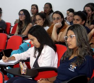 Curso- de -Pedagogia- realiza- palestra- sobre -Avaliação- Educacional- e- suas -Implicações-(20)
