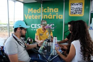 Medicina- Veterinária- do- Cesmac- participa- da- 72ª- EXPOAGRO- 2022-(12)