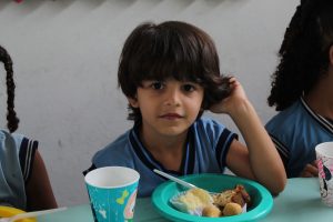 Projeto- Crescer -celebra- Dia -das- Crianças- com -muita- alegria, -guloseimas- e -diversão- (21)
