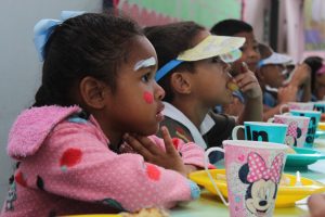 Projeto- Crescer -celebra- Dia -das- Crianças- com -muita- alegria, -guloseimas- e -diversão- (21)