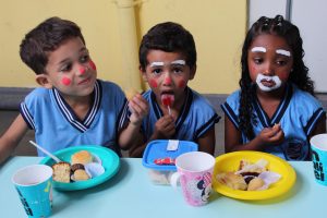 Projeto- Crescer -celebra- Dia -das- Crianças- com -muita- alegria, -guloseimas- e -diversão- (21)