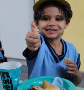 Projeto- Crescer -celebra- Dia -das- Crianças- com -muita- alegria, -guloseimas- e -diversão- (21)
