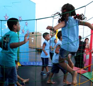 Projeto- Crescer -celebra- Dia -das- Crianças- com -muita- alegria, -guloseimas- e -diversão- (21)