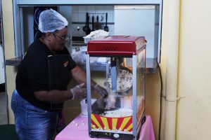 Projeto- Crescer -celebra- Dia -das- Crianças- com -muita- alegria, -guloseimas- e -diversão- (21)
