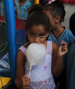 Projeto- Crescer -celebra- Dia -das- Crianças- com -muita- alegria, -guloseimas- e -diversão- (21)