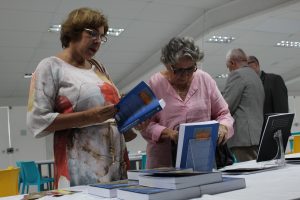 Lançamento- de- livros-marca -início -da- Semana- de -Extensão- 2022-(01)...