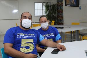 Entrega- de -Certificados- e- Troféus- marca- a -celebração- da -Nota- 05- obtida- pela- Medicina- Cesmac -na- avaliação- do- MEC- (77)