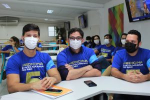 Entrega- de -Certificados- e- Troféus- marca- a -celebração- da -Nota- 05- obtida- pela- Medicina- Cesmac -na- avaliação- do- MEC- (77)