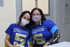 Entrega- de -Certificados- e- Troféus- marca- a -celebração- da -Nota- 05- obtida- pela- Medicina- Cesmac -na- avaliação- do- MEC- (77)