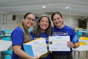 Entrega- de -Certificados- e- Troféus- marca- a -celebração- da -Nota- 05- obtida- pela- Medicina- Cesmac -na- avaliação- do- MEC- (77)