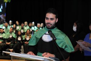 Mais- uma- turma- do- curso- de- Medicina- do- Cesmac- colou- grau- em- clima- de- muita- emoção- (01)...