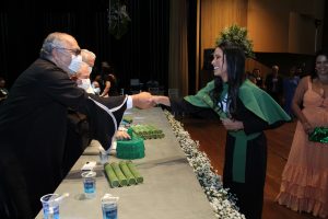 Mais- uma- turma- do- curso- de- Medicina- do- Cesmac- colou- grau- em- clima- de- muita- emoção- (01)...