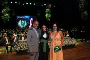 Mais- uma- turma- do- curso- de- Medicina- do- Cesmac- colou- grau- em- clima- de- muita- emoção- (01)...