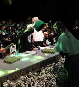 Mais- uma- turma- do- curso- de- Medicina- do- Cesmac- colou- grau- em- clima- de- muita- emoção- (01)...