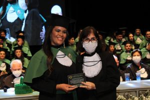 Mais- uma- turma- do- curso- de- Medicina- do- Cesmac- colou- grau- em- clima- de- muita- emoção- (01)...