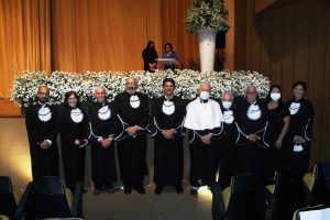 Mais- uma- turma- do- curso- de- Medicina- do- Cesmac- colou- grau- em- clima- de- muita- emoção- (01)...