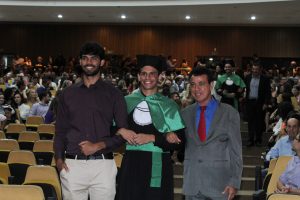 Mais- uma- turma- do- curso- de- Medicina- do- Cesmac- colou- grau- em- clima- de- muita- emoção- (01)...